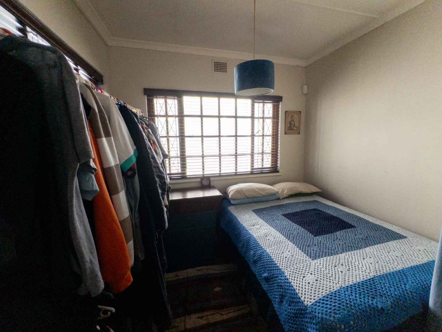 1 Bedroom Property for Sale in Sea Point Western Cape
